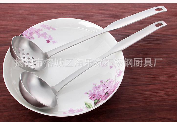 3mm厚無磁不銹鋼砂光款韓版湯殼湯漏 創(chuàng)意廚具 火鍋勺 可定制logo